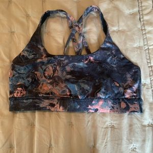 Lululemon bra size 6